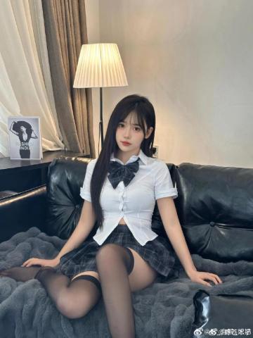蜜桃ai魔改短剧编辑推荐